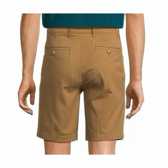 Roundtree & Yorke Casuals Classic Fit 9" Chino Shorts - NWT (New) - Picture 2 of 2